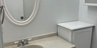 Beautiful 3 bedroom 2 bath house in Eugene! Gallery 27