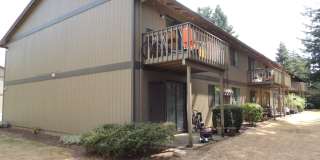 Evergreen Apartments Gallery 9