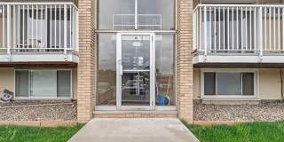 4905 Crooks Road Gallery 1