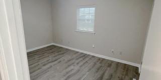 Single Level 2 bedroom 2 full bath brick townhome in Garner $1395/mo. Gallery 9
