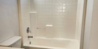 3 bed 2 bath home Gallery 13