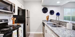 Waters Edge Apartments Gallery 2