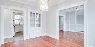 25 Roslyn St # 10 Gallery 9