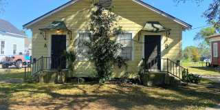 Downtown Living: 1 Bedroom Apartment with All Bills Paid Gallery 1