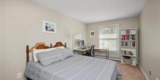 4618 Cedar Lake Road S Gallery 10