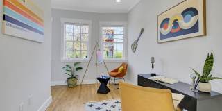 Wonderful House with Huge Deck in an Amazing Location Gallery 34