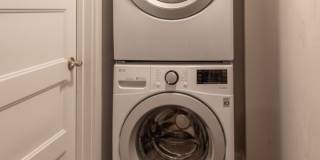 Charming 4 bedroom - No Broker Fee Gallery 1
