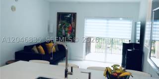 Emerald Plaza Gallery 4
