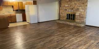 Waterfront! Sunset views! 3 bdrms! Attached garage! Private driveway! Gallery 5