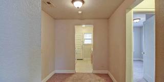 Historic Charm Meets Modern Comfort at Old English Court Gallery 4