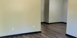 4328 Union Avenue Gallery 1