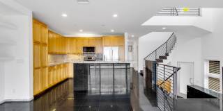 3 Bed 3 Bath Ocean View, Penthouse "Mark Singer" Residence in Downtown Laguna Beach Gallery 12
