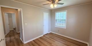 Charming 2BR/1BA Near VSU – Hardwood Floors Charming 2BR/1BA Near VSU – Hardwood Floors Gallery 9