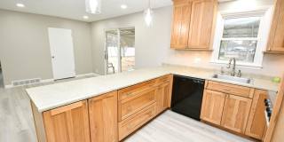 Inground swimming pool, Generac Generator, 3 bedroom 1.5 bath home in South Bend IN Gallery 7