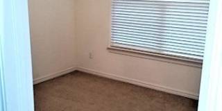 1806 N Knollcrest Circle Gallery 14