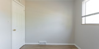 710 30th Street Gallery 6