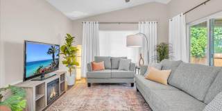 2003 East 33rd Street Gallery 1