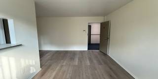 Gross Street Gallery 34