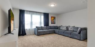 AVAILABLE 06/01 Welcome to your dream  home!  5bed/5bath Gallery 35