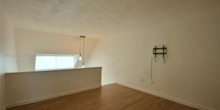6884 N Kendall Dr Gallery 44