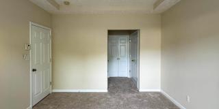 3 Bed 2.5 Bath Townhome with New Flooring and Paint Gallery 12