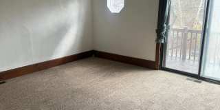 1 Cabin St Gallery 2