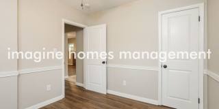 5697 Chagrin Drive Gallery 8
