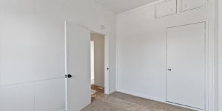 Bright 3 Bedroom, 1.5 Bath Home with Private Yard! Gallery 15