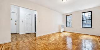 44 Bennett Avenue Gallery 2