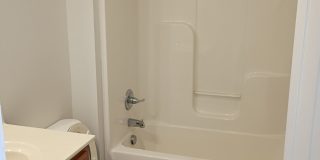 290 Creekwood Avenue - B Gallery 4