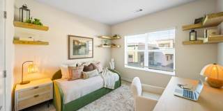 Emblem Renata Gallery 8