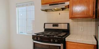 Garfield Avenue Apartments Gallery 23