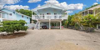 425 Mahogany Avenue Gallery 1