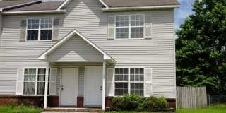 End Unit Townhome with Easy Base Acess! Gallery 1