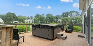 Linkhorn Bay Apartments Gallery 16