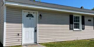 Renovated One Bedroom Duplex Gallery 1