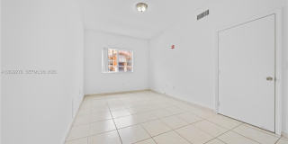 7280 NW 114th Ave Gallery 11