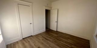 Upgraded 4 Bedroom Near Drake Park! Gallery 9