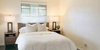 1428 S Oakley Place Gallery 16