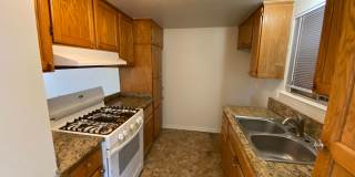 * Price Reduction * $1600/month Spacious Townhome Gallery 7