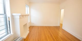 5411-5421 S. Ellis Avenue Gallery 14