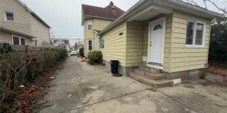 225 Church Street unit: 2 Gallery 8