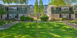 Shorewood Gallery 48