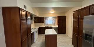 4 bedroom 2 bath North tempe area close to south Scottsdale 4 bedroom 2 bath North tempe area close to south Scottsdale Gallery 6