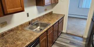 147 North Craig Gallery 1