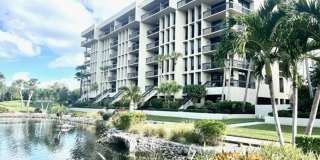 2026 BEACH RENTAL- 2/2 Condo WITH PRIVATE ENTRY - BEACH PLACE - STEPS THE BEACH!! Gallery 1
