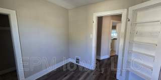 437 1/2 Riehl Street Gallery 12