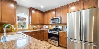 52154 Rosewood Gallery 1