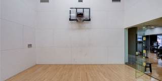 4535 Dean Martin Drive Gallery 67
