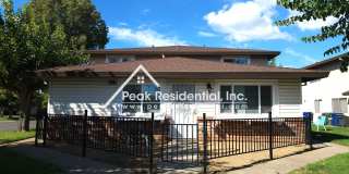 Cute 2bd/1ba Fourplex with Garage near Watt  Folsom Blvd Gallery 1